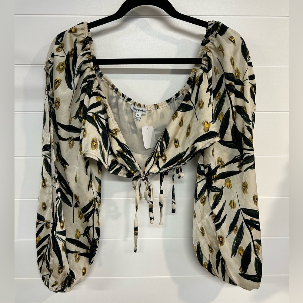 Floral Print Crop Top - Picture 3 of 5